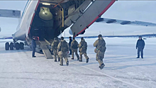 Военно-транспортный самолет доставил в Москву из Казахстана 25 российских туристов