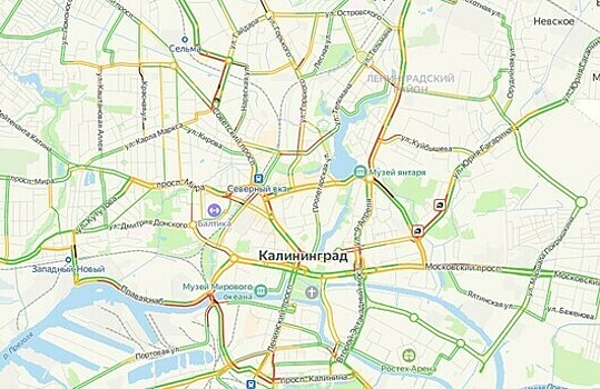 ДТП на Гагарина, блокированный центр и заторы на кольцах: где в Калининграде в пятницу утром собираются пробки