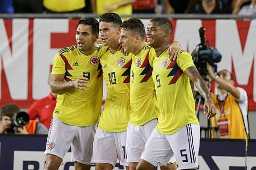 Эквадор на последних минутах дожал Парагвай, осечки Колумбии и Уругвая