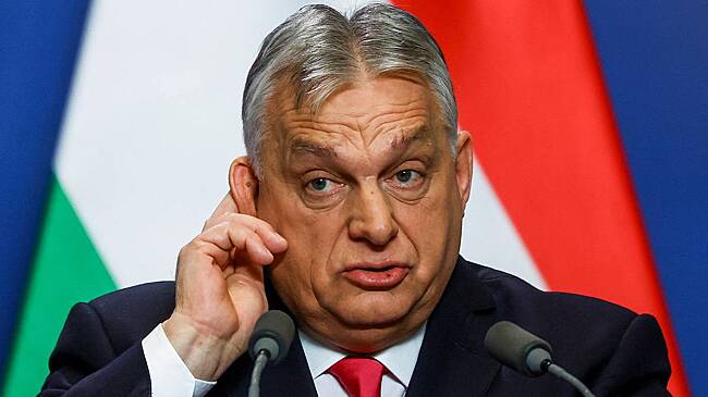 Орбан назвал помощь Украине бездонной тратой денег