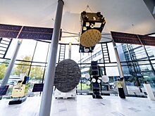 НАТО выходит на орбиту