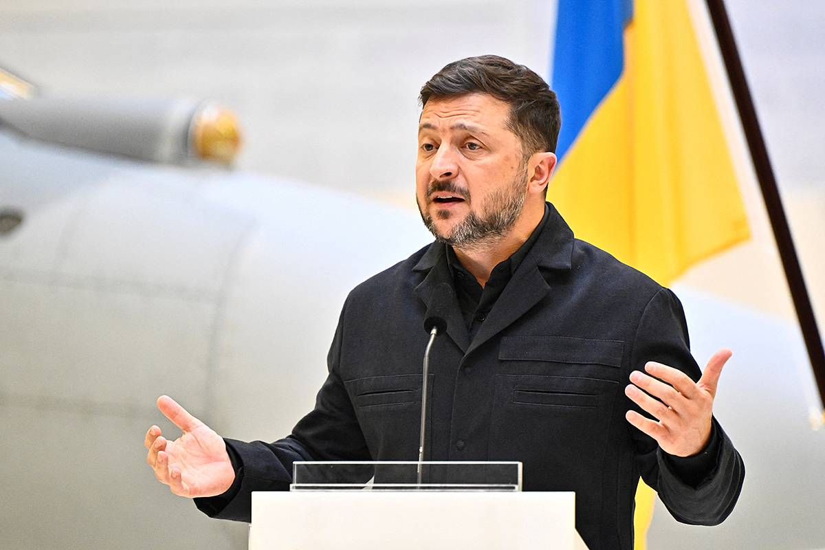 Зеленский сделал звонок после налета трёх тысяч дронов на Украину