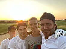 Сына Бекхэмов раскритиковали за продажу подаренной толстовки Louis Vuitton