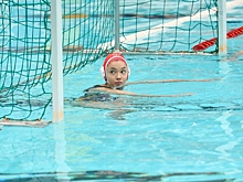 Две победы на своей площадке одержали ватерполистки «Буревестника»