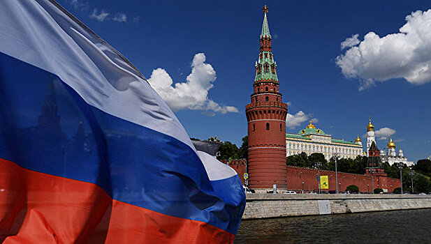 Об истории флага России расскажут в Парке Горького
