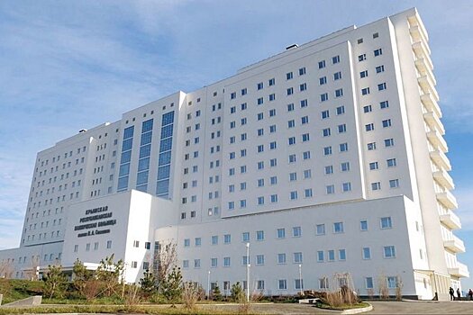 В Крыму новая республиканская больница приняла первых пациентов