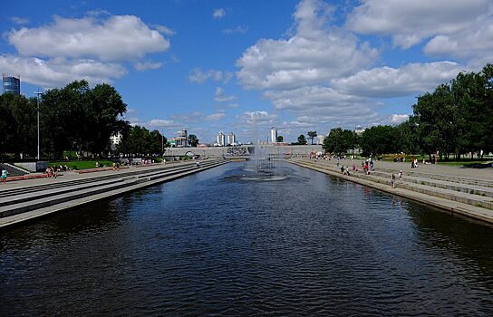 Екатеринбург отпразднует на Плотинке победу в борьбе за Универсиаду-2023