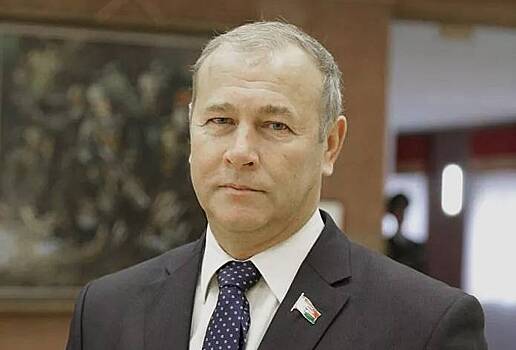 Один из кандидатов в президенты Белоруссии вышел из предвыборной гонки