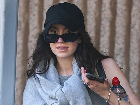 Мать ребенка Маска подала в суд на xAI за дипфейки откровенного характера