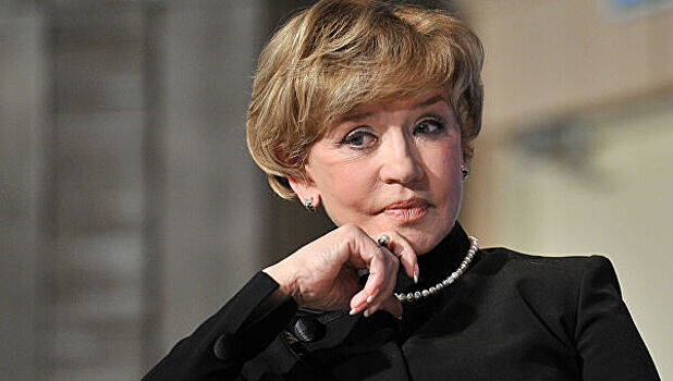 Алентова «помолодела» к дню рождения зятя