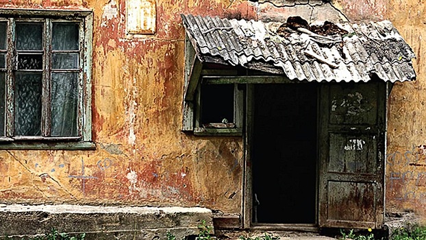 Около 1400 шадринцев покинули аварийное жилье