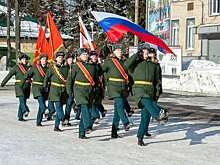 Председатель Совета депутатов Подольска Николай Пестов поздравил офицеров с Днем защитника Отечества