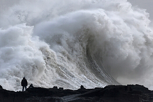 PNA: на&nbsp;Филиппинах более 6&nbsp;тыс. человек и&nbsp;2&nbsp;тыс. грузов застряли из-за шторма