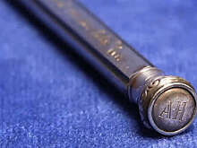 Bloomfield отказался снимать карандаш Гитлера с торгов по требованию еврейской ассоциации