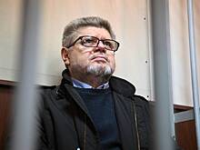 Прокуратура оспорила приговор бывшему главному наркологу России за хищения