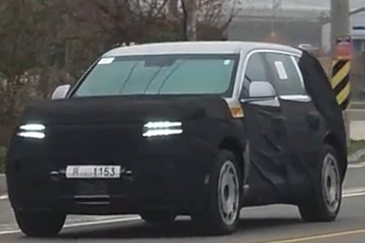 Рассекречена внешность кроссовера Genesis G90: авто сняли на фото