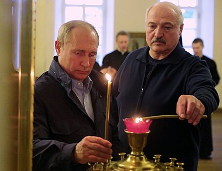 Торг за длину цепи: двойная игра Лукашенко