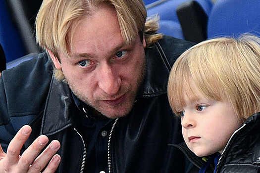 Сын Плющенко заявил, что глупо переманивать фигуриста от тренера к тренеру