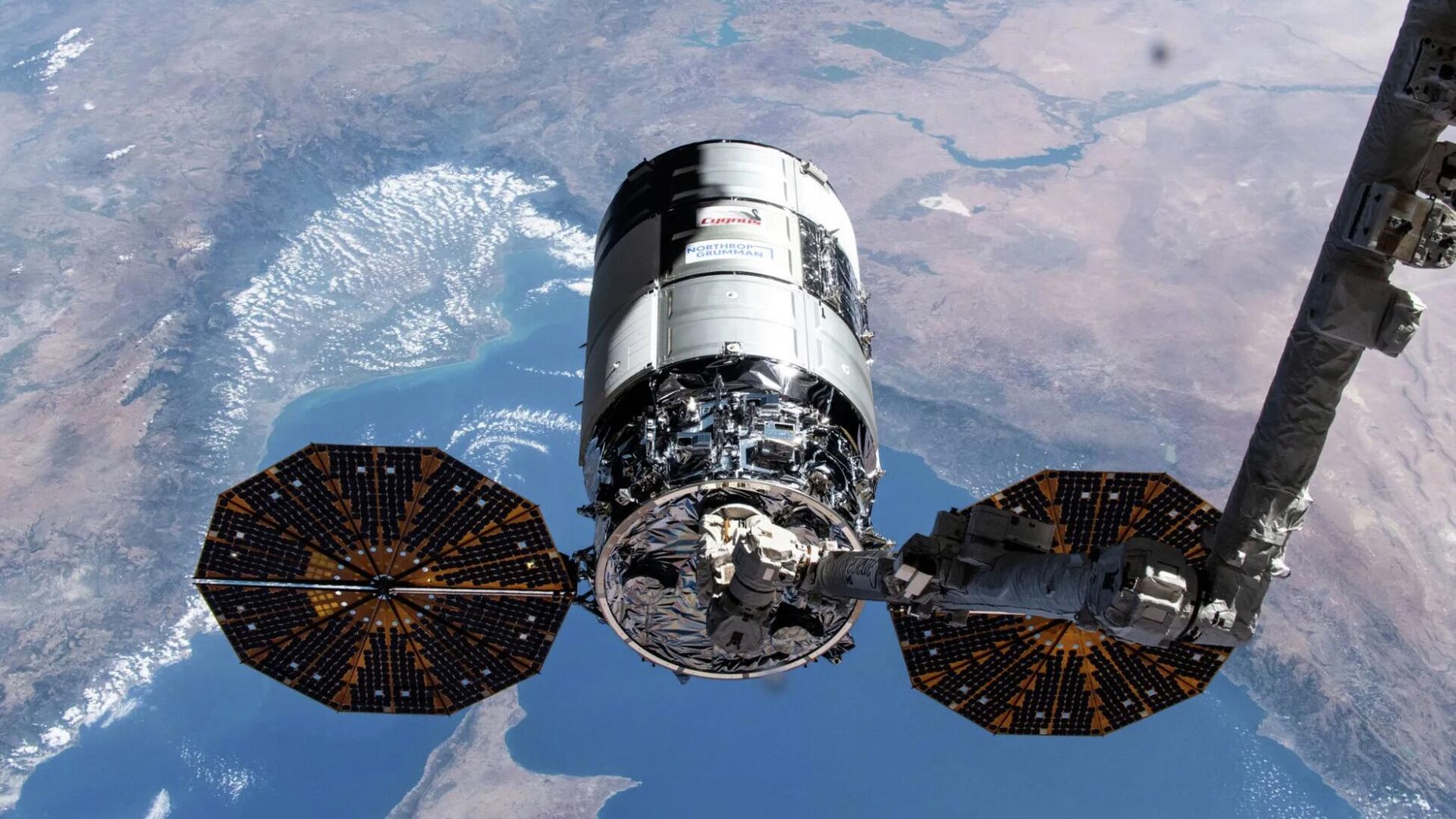 NASA: грузовой корабль Cygnus XL прибыл на МКС