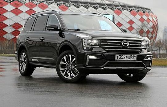 Почти Land Cruiser, но китайский и тоже дорогой. GAC GS8