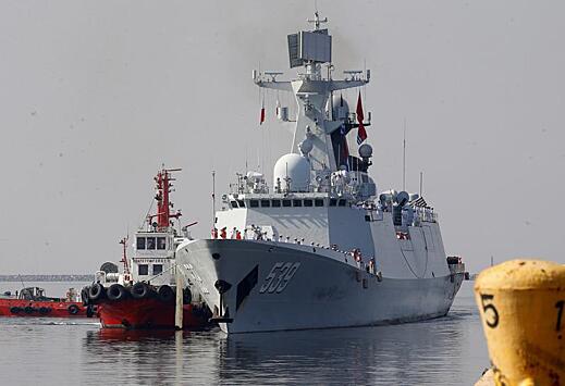В России прокомментировали экстренную покупку боевых кораблей у Китая