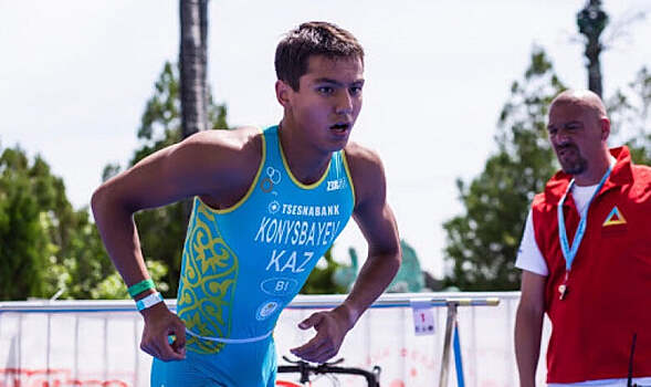 Конысбаев стал чемпионом Азии по триатлону