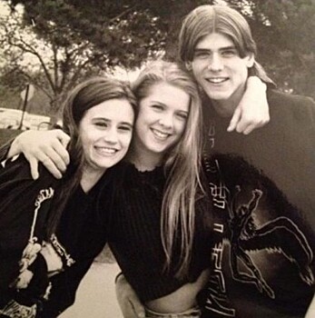 «Лысый из Brazzers» показал свои фото с волосами