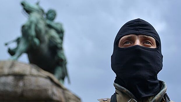"Человек контужен": здание кабмина Украины захватил сапер из «Айдара»
