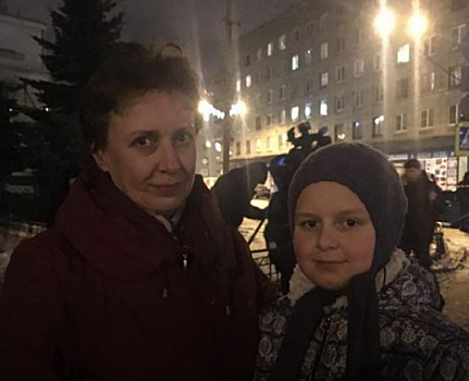 Петербуржцы, услышав взрыв в супермаркете, побежали на помощь пострадавшим