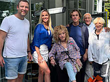 Фотографии Аллы Пугачевой с мешками и синяками вызвали обсуждение в сети