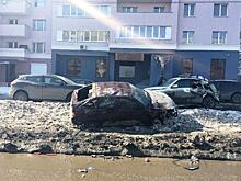 В Самаре 25-летний водитель врезался в припаркованные автомобили