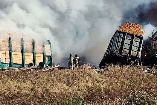 Что известно о столкновении поезда с грузовиком под Смоленском