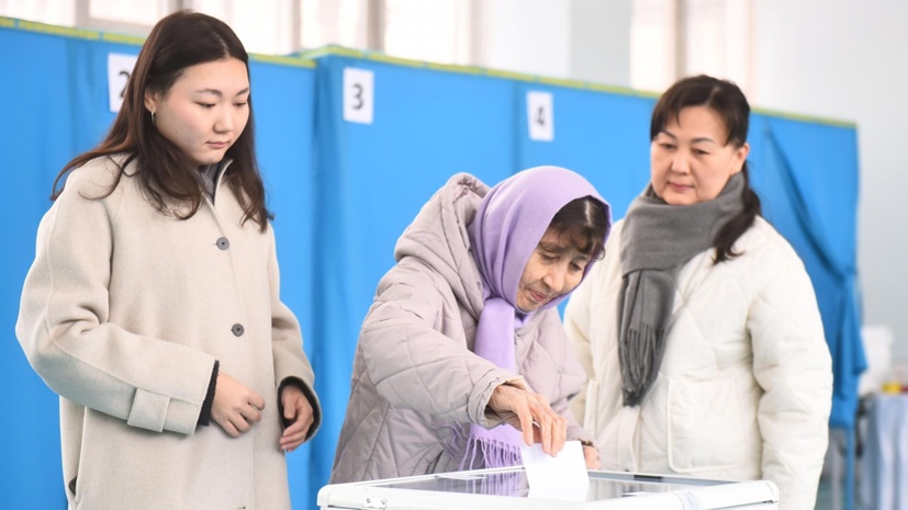 Голосование на референдуме в Казахстане завершилось