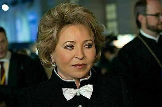 Матвиенко проведет встречу с выпускницами программы «Женщина-лидер»