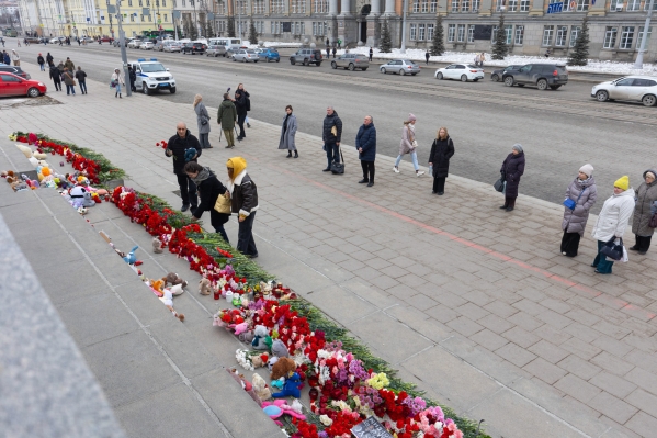 С площади 1905 года в Екатеринбурге исчез мемориал жертвам в Красногорске