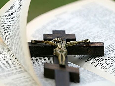 Приморский суд отказался от сожжения Библии по «закону Яровой»