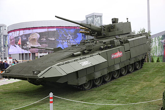 БМП Т-15 "Армата" вооружат новым боевым модулем к параду Победы