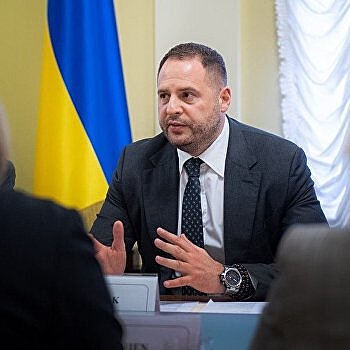Русские корни и позиция по Цемаху: Ермака обвиняют в «измене» стоимостью $40 млн