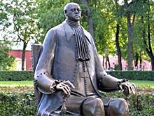 Ужасы Петербурга. Шемякинский памятник Петру Первому в Петропавловке предлагают демонтировать