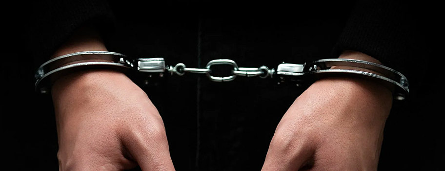 В Великих Луках мужчина до смерти избил 72-летнего соседа