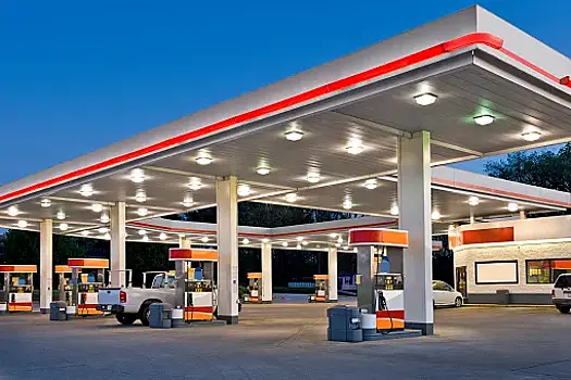 Продажу табачной продукции на АЗС в России предлагают запретить