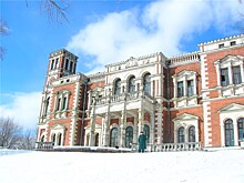 Заколдованный замок роз