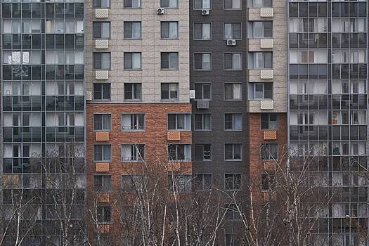 В Новой Москве трехлетний мальчик выжил после падения из окна четвертого этажа