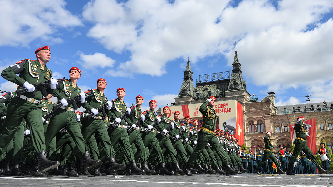 Политолог усомнился в законности расследования в отношении посетивших Москву на 9 мая евродепутатов
