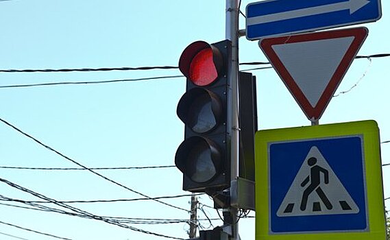 В Майкопе легковушка сбила велосипедиста