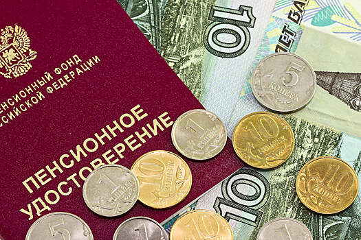 Хохлов: «Не понимаю, как в России прожить только на пенсию. Это нереально»