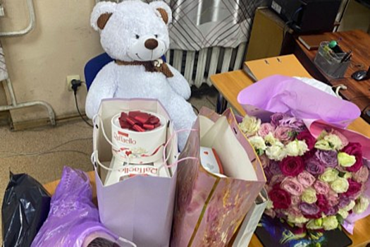 В Приамурье серийный мошенник обокрал цветочный магазин ради подарка девушке