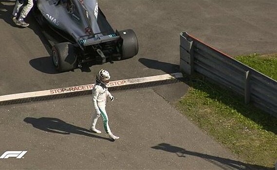 Формула 1. Льюис Хэмилтон сошёл на Гран-при Австрии из-за мотора