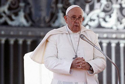 Папа Римский репрессировал кардинала за правый уклон