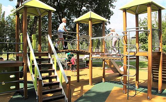 При поддержке Металлоинвеста в Железногорске созданы новые спортивно-игровые территории